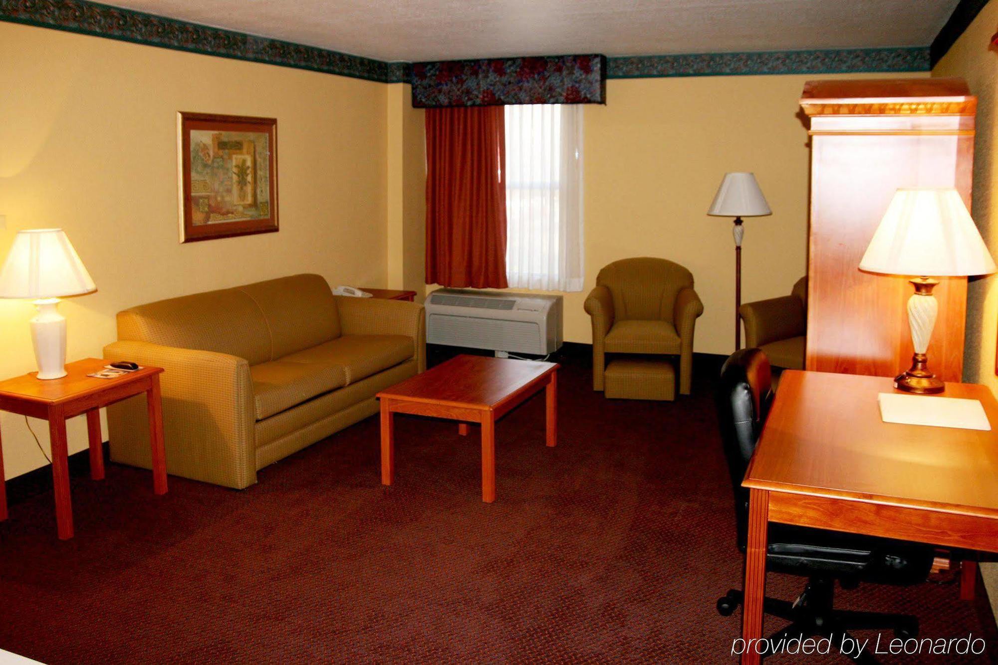 Ramada By Wyndham Orlando Florida Mall Exterior foto