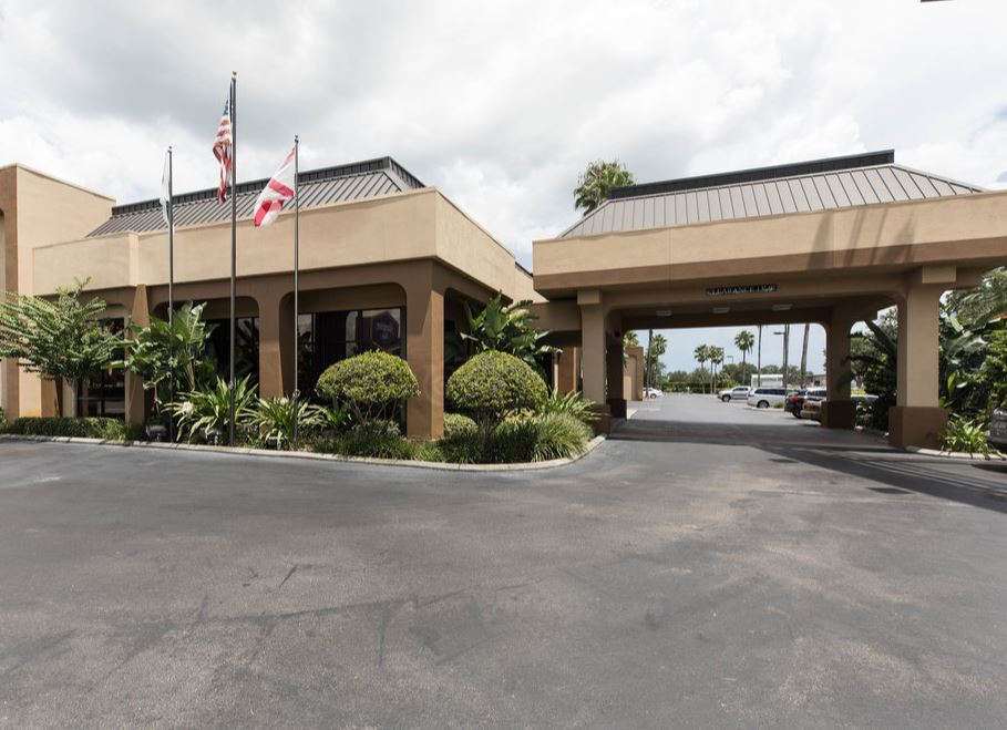 Ramada By Wyndham Orlando Florida Mall Exterior foto